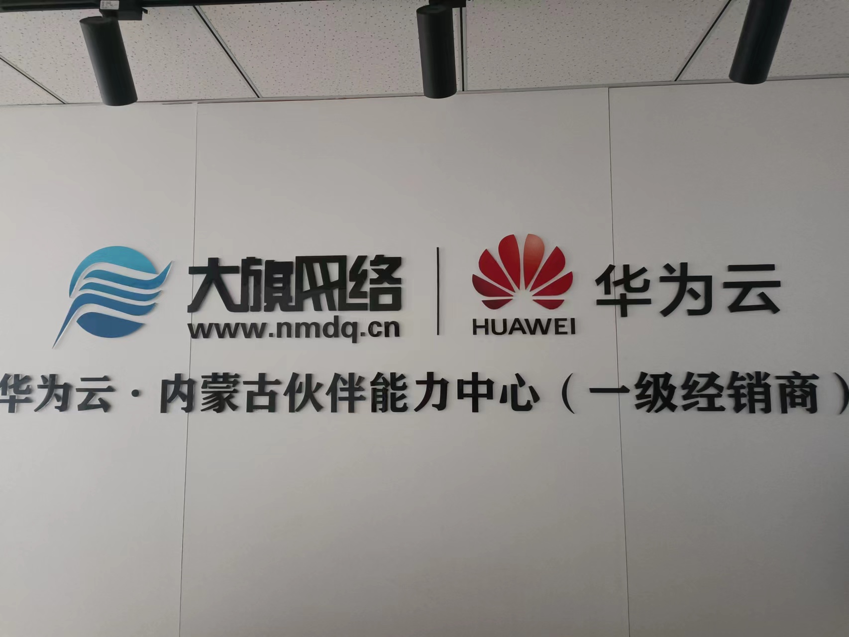 1657349266798256.jpg bd49d3f10f1de39b9238940523fe1f9.jpg